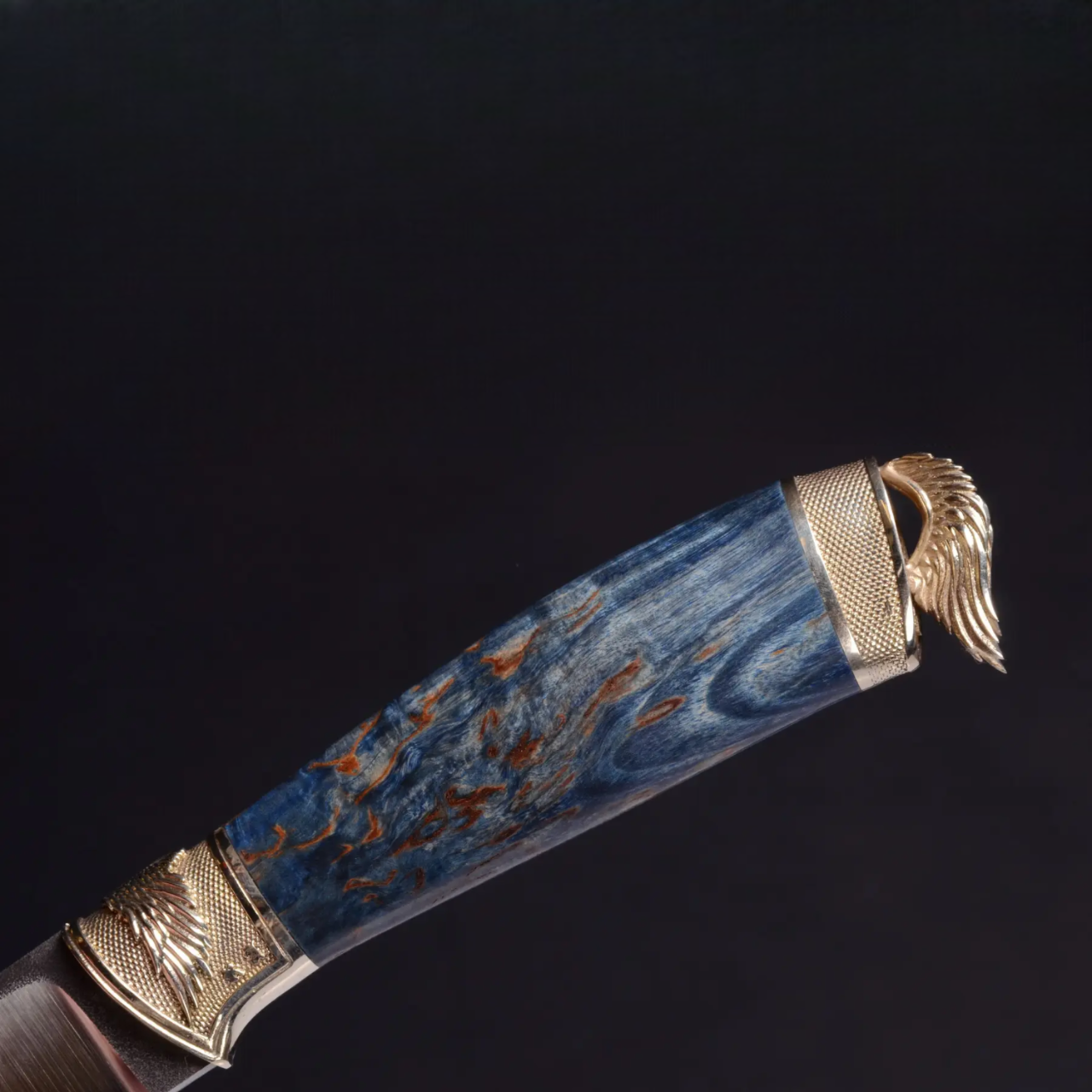 Personalized Damascus steel knives