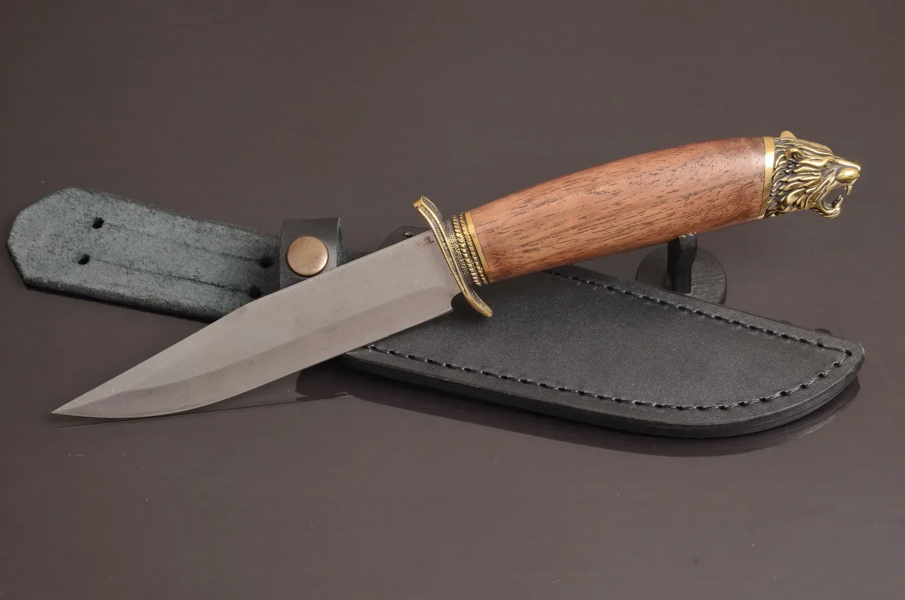 Designer Classic Stainless Steel Knife with Walnut Handle