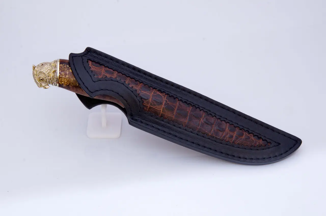High-end hunting knife auctions