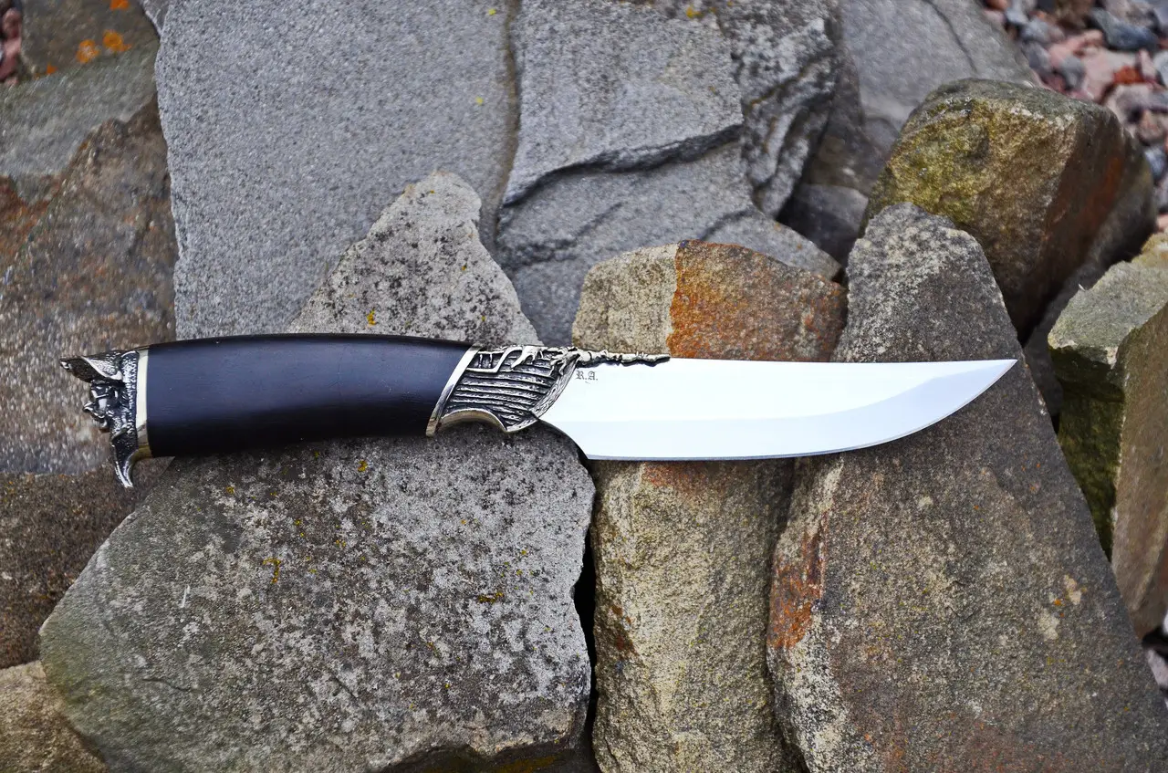 High-performance field knives