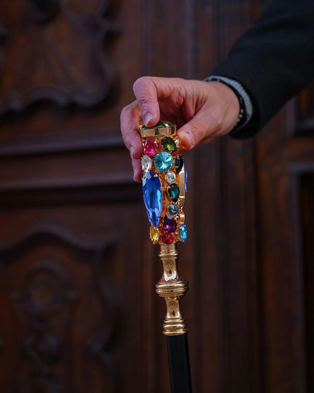 Luxury 24K Gold Walking Cane with Crystals – Handmade in Italy