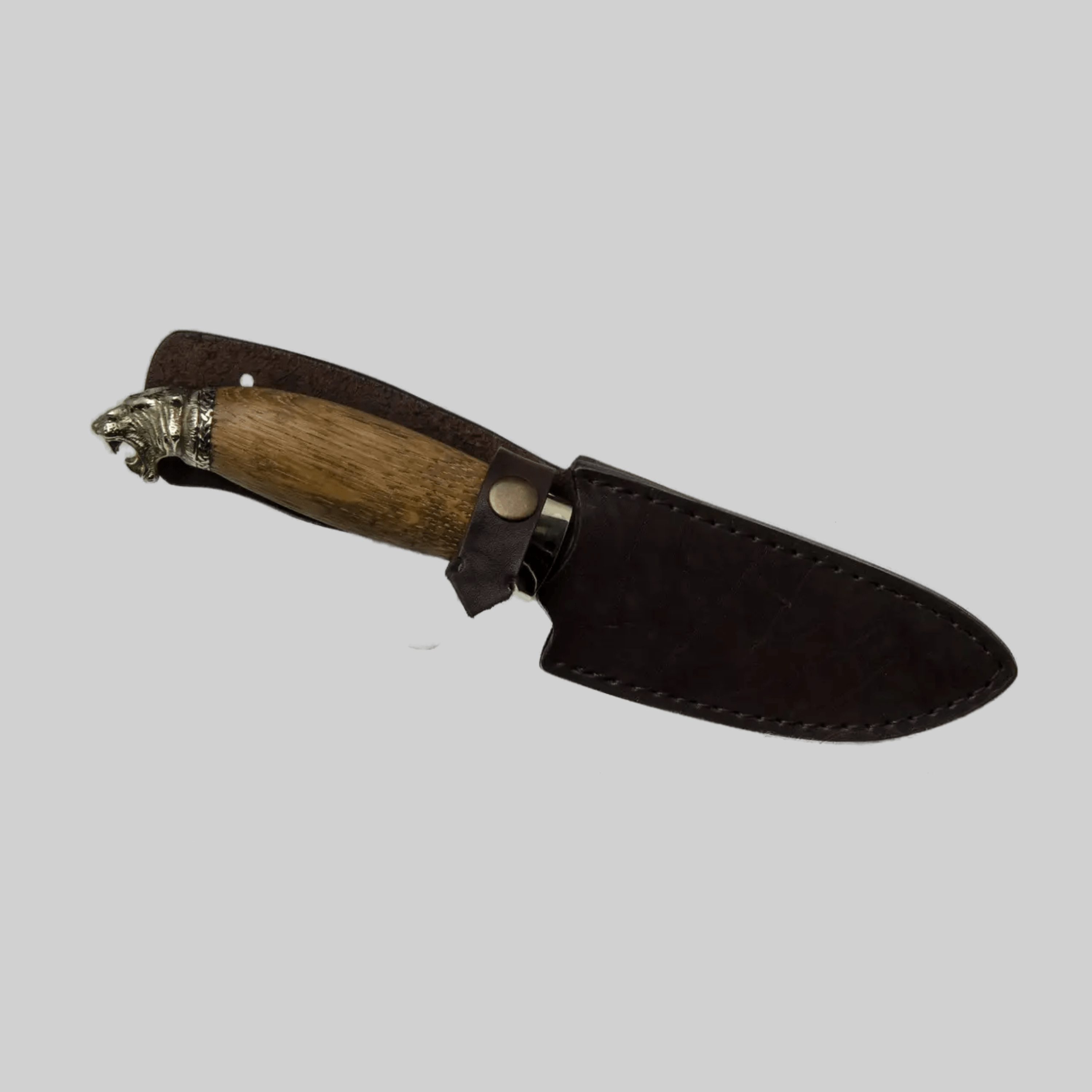 Luxury engraved hunting knives