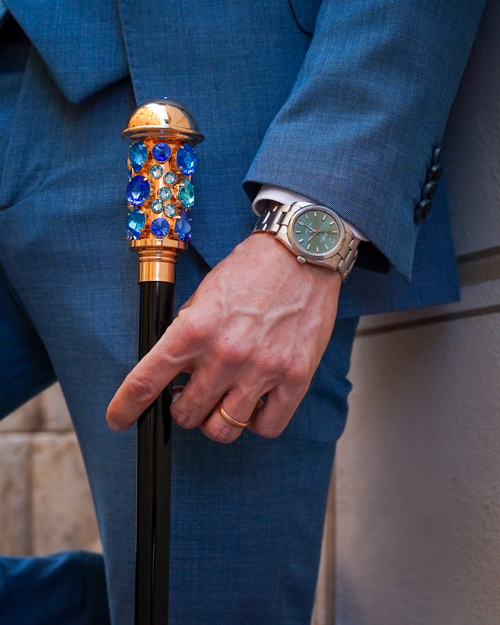 Luxurious 24K Gold-Plated Walking Cane – Sapphire & Aqua Crystals Handle
