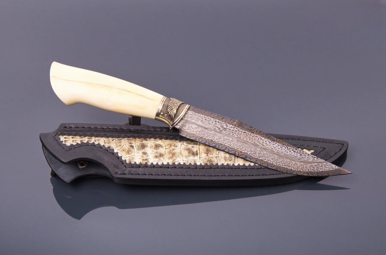Opulent Custom Knife
