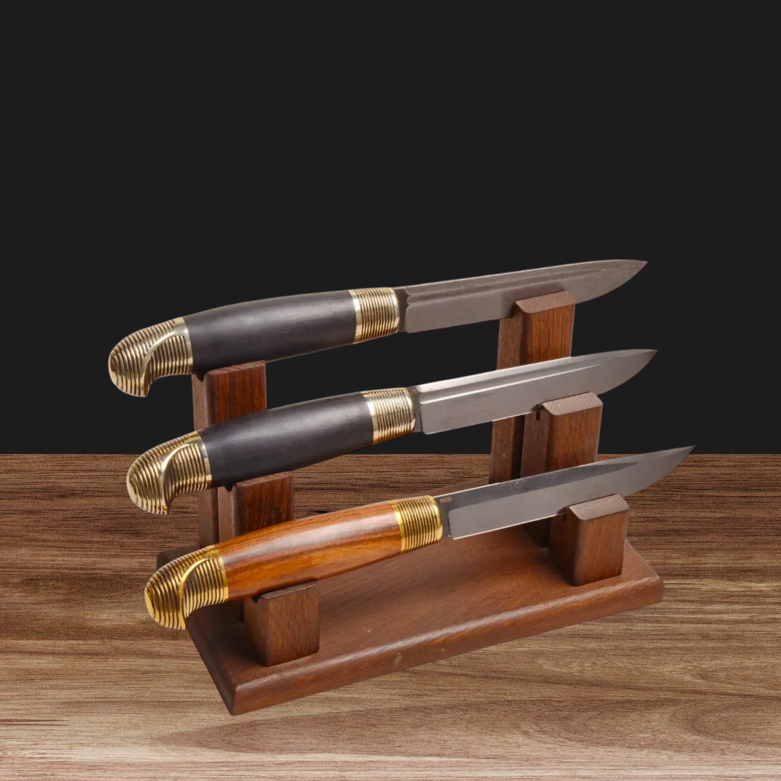 Triple Knife Display Stand – Solid Oak