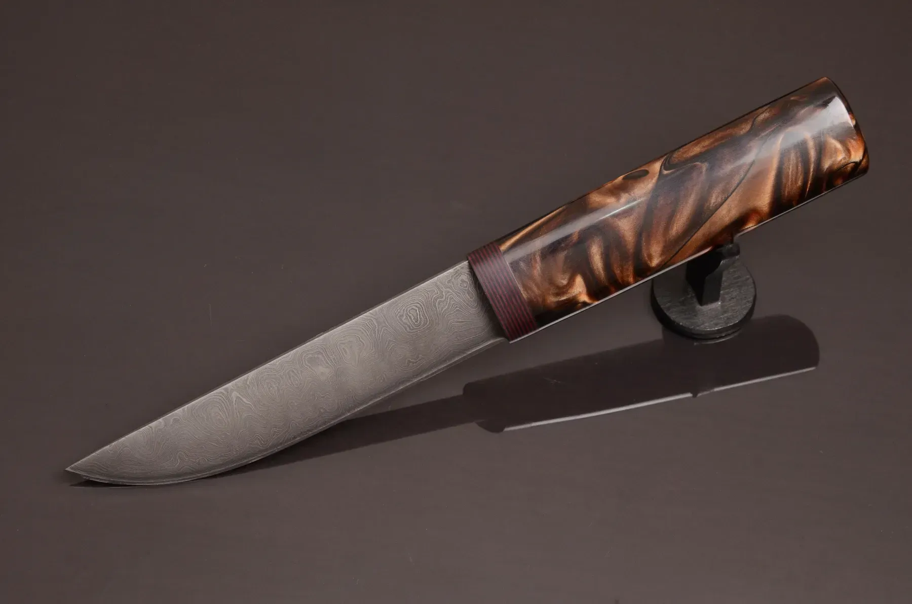 Handmade Yakut Knife – Damascus Steel Blade with Acrylic Handle - Elegant Knives