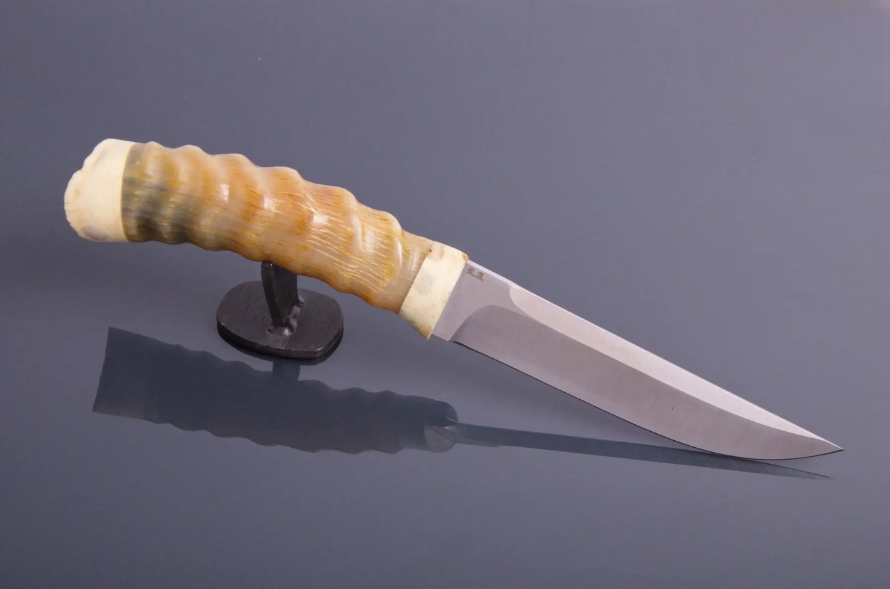 Investment-Grade Collectible Knife