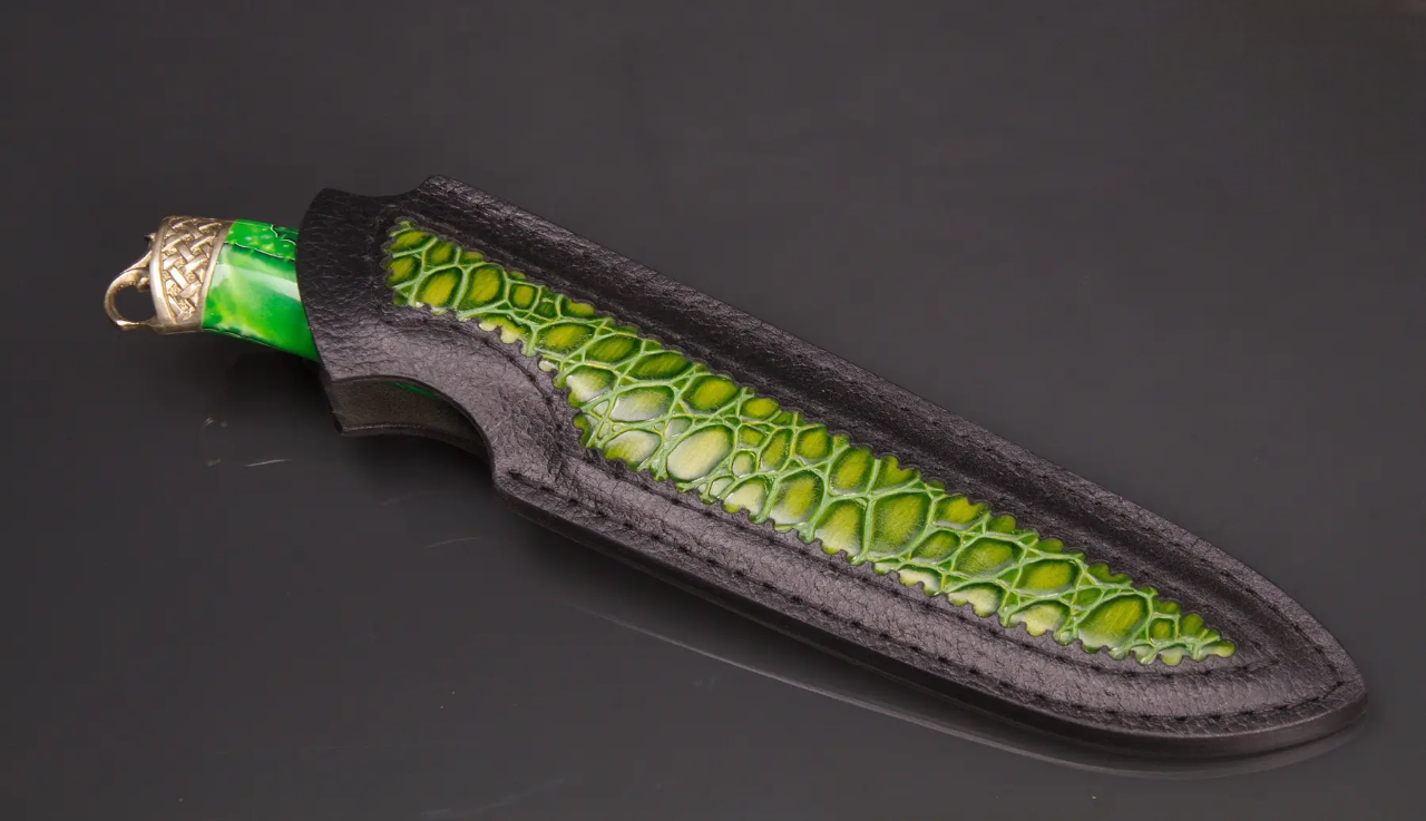 Exquisite Collectible Knife
