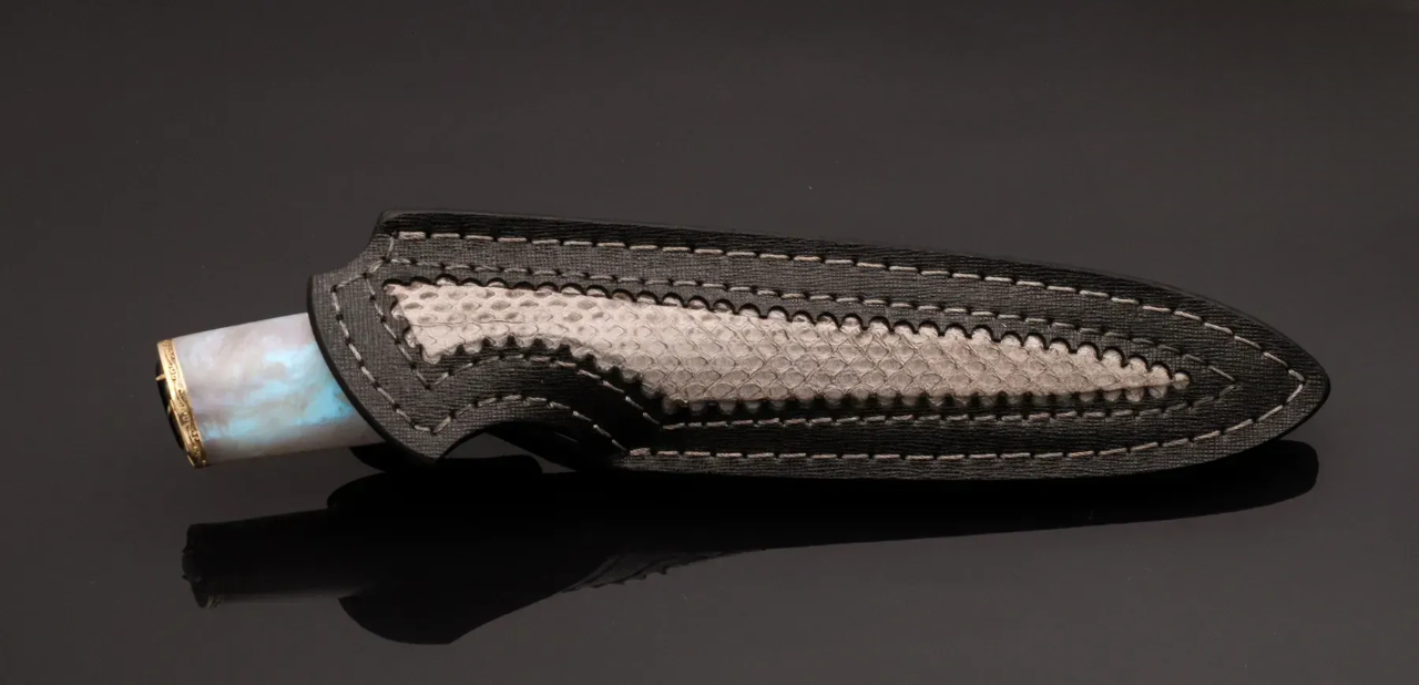 Handmade Damascus Steel Knife with Cat’s Eye Inlay