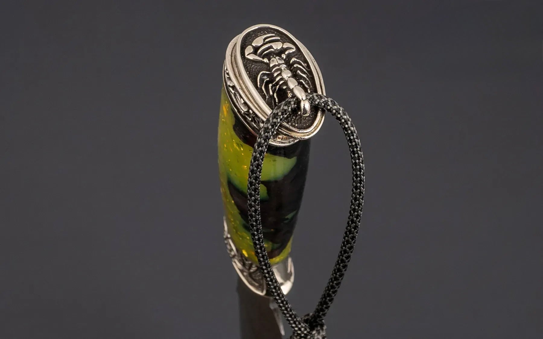 Artisan knife limited edition collectible