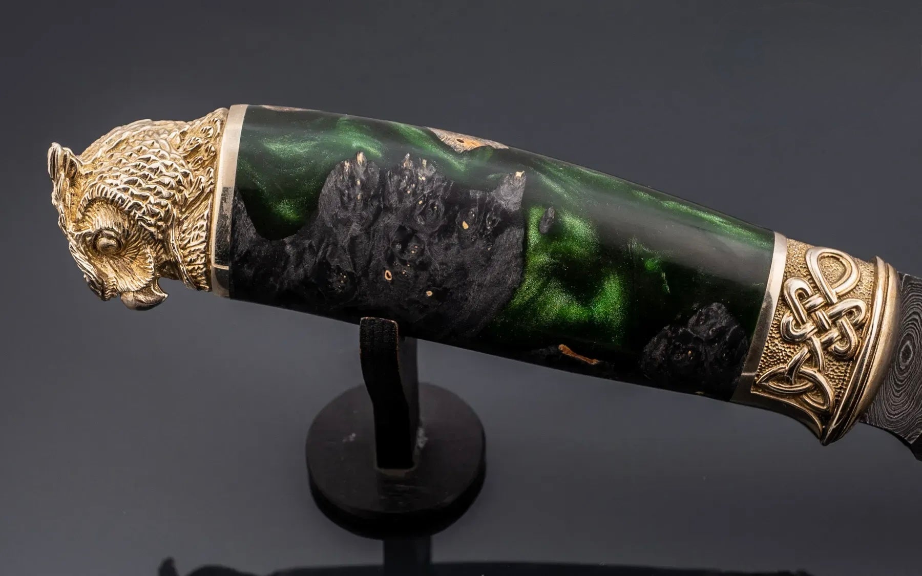 Artisan owl knife collectible