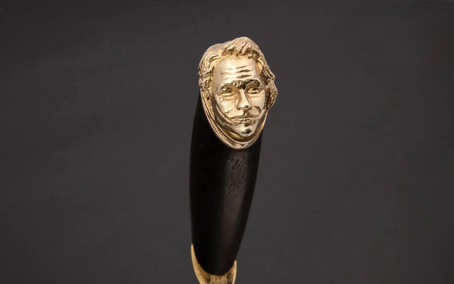 Exclusive handmade art knife