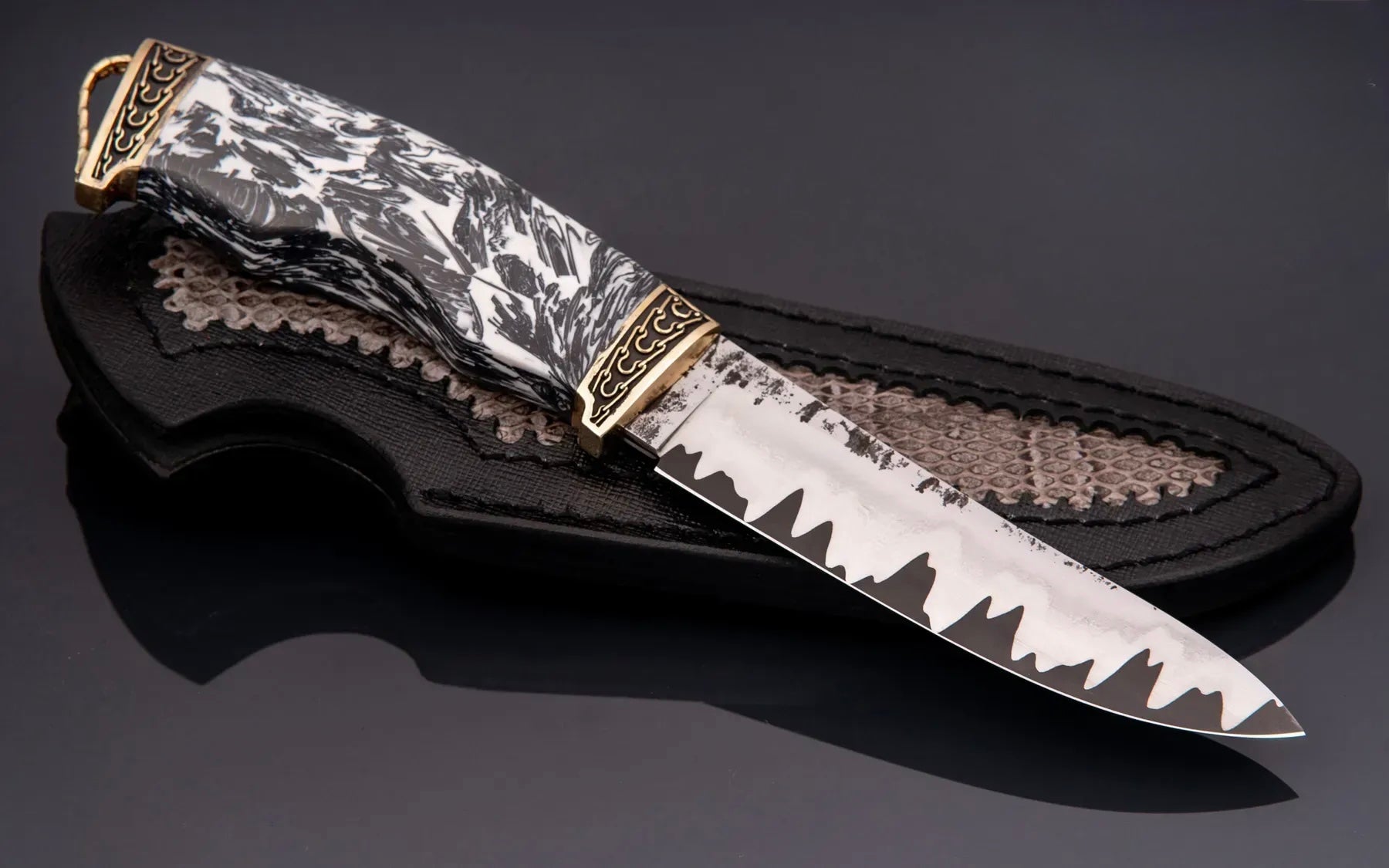 Exclusive handmade knife gift object