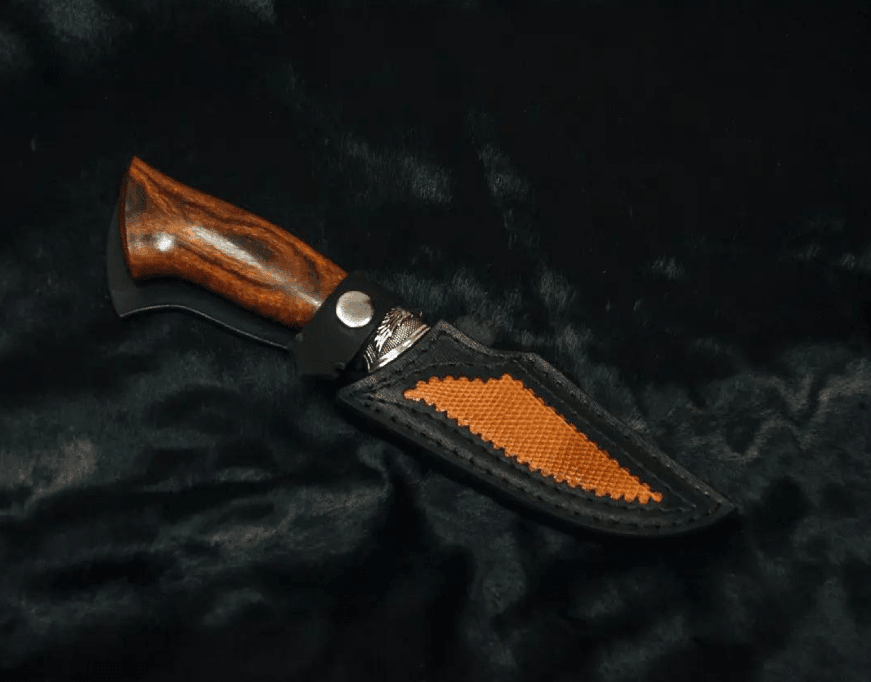 Handmade Designer Fishing Knife "Iron"