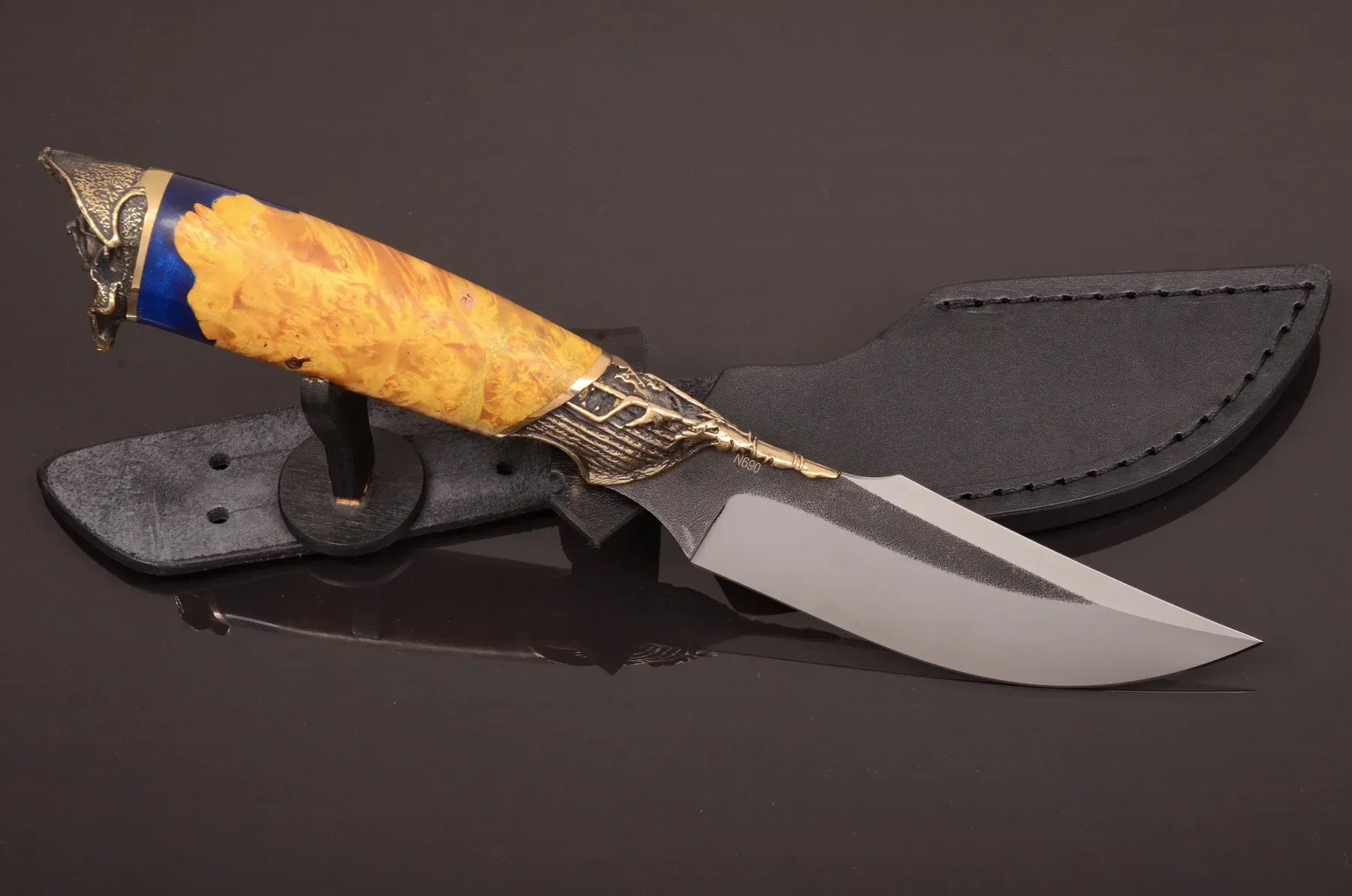 Black Pearl Handcrafted Universal Knife with Hybrid Handle
