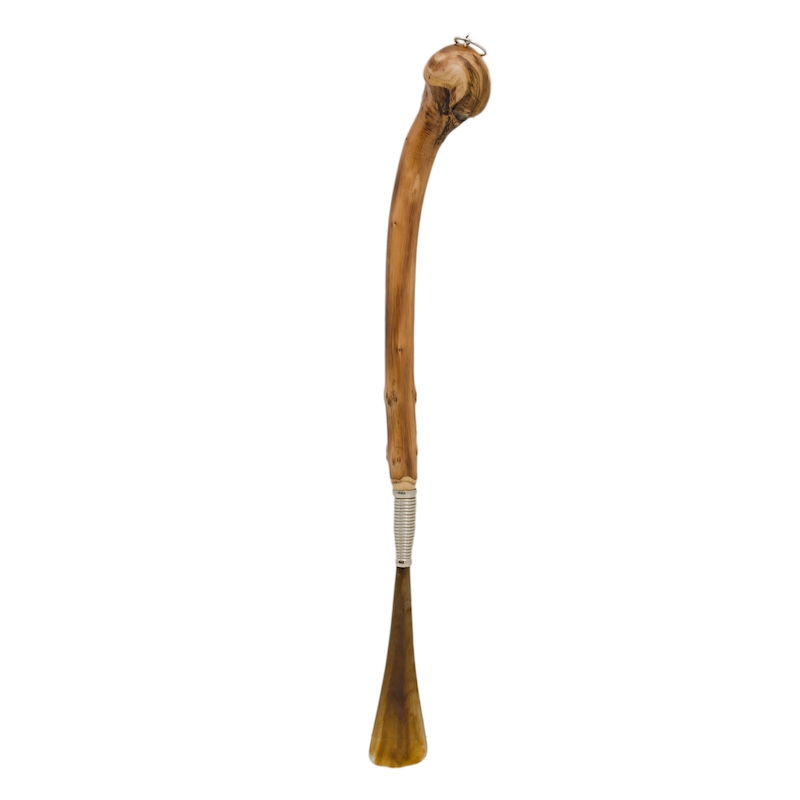 Chestnut Wood Shoehorn – Handmade Italian Craftsmanship