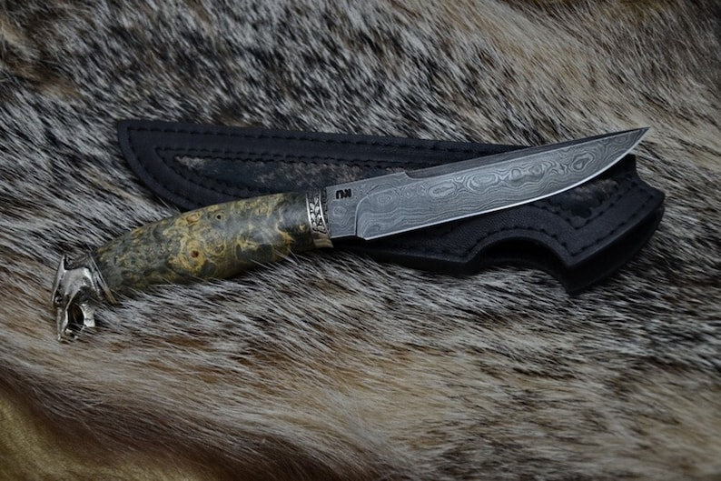 Artisanal hunting knife craftsmanship