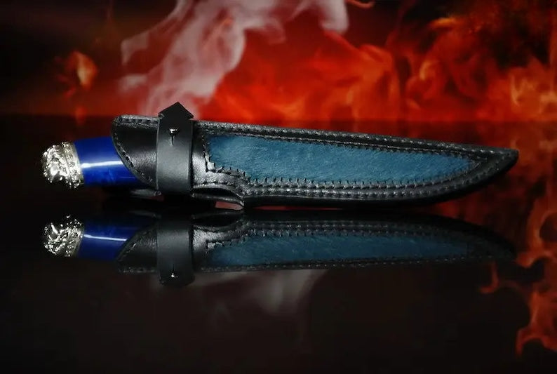Artistic hunting knife designs