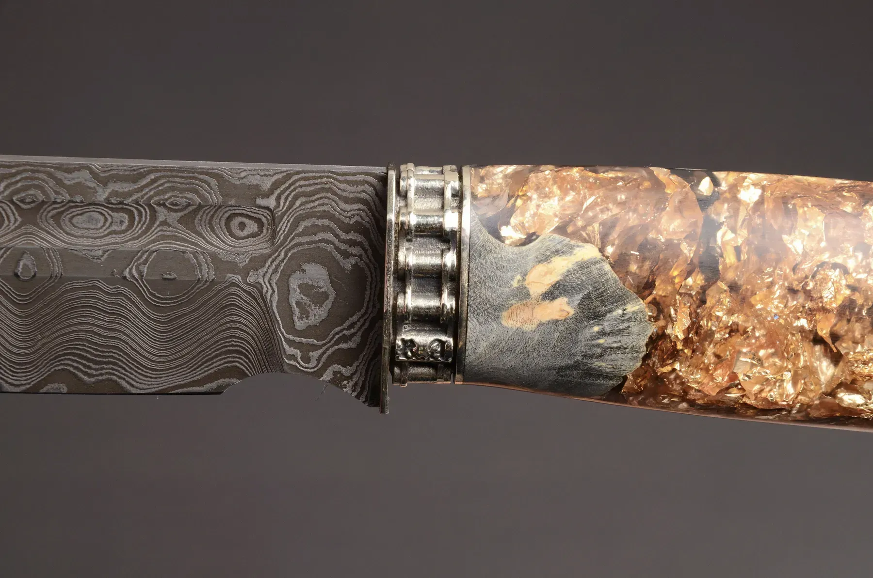 Luxury Damascus Steel Knife with Hybrid Handle and Leather Sheath - Elegant Knives