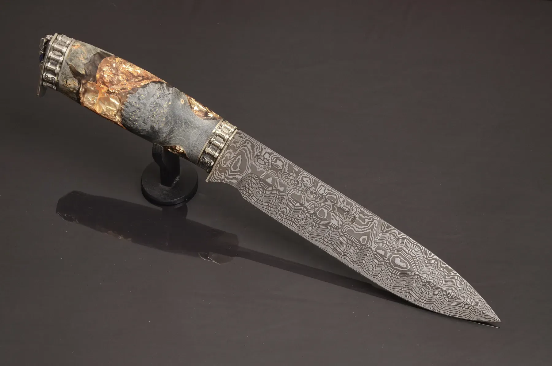 Luxury Damascus Steel Knife with Hybrid Handle and Leather Sheath - Elegant Knives