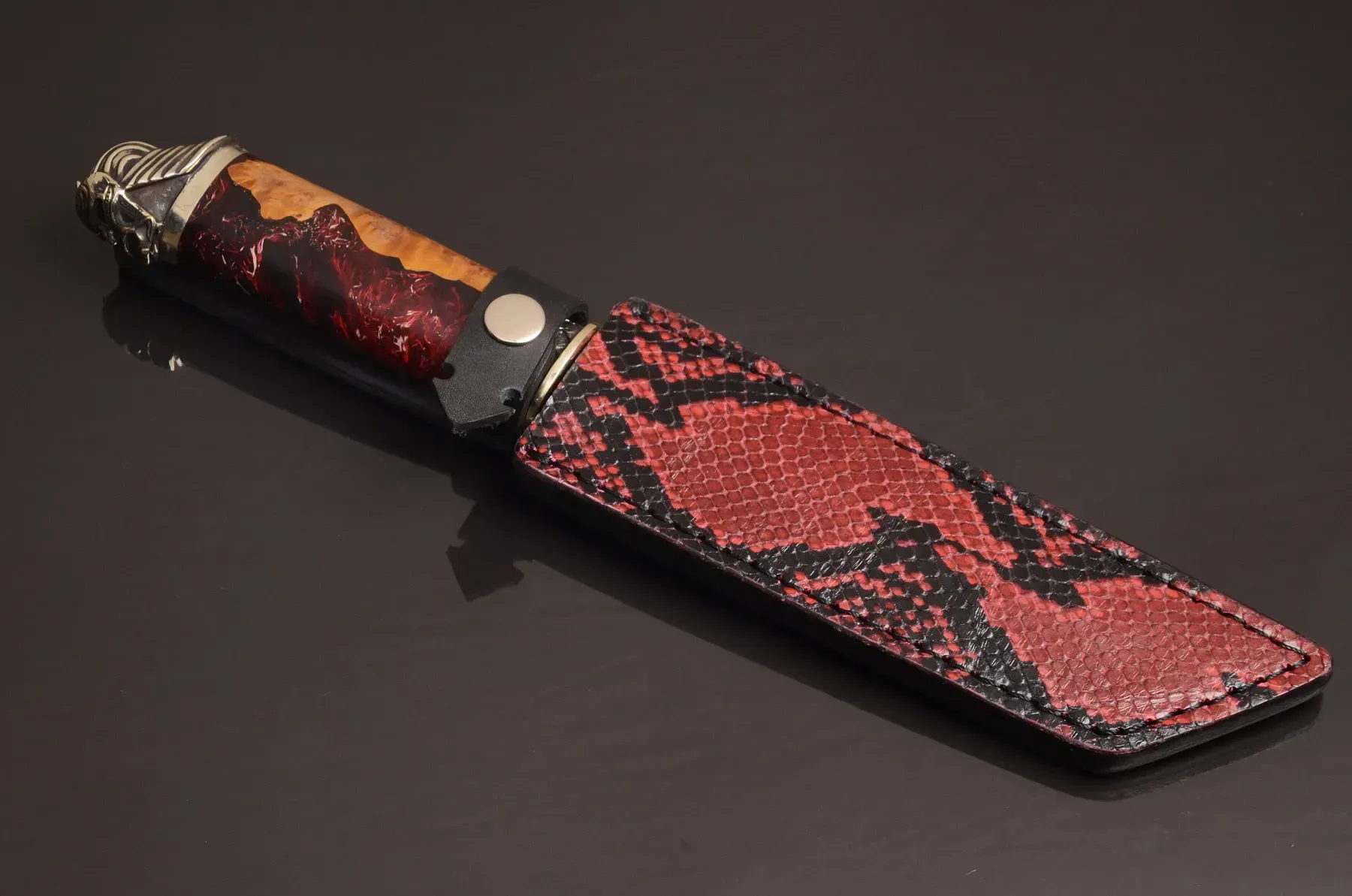 Handcrafted Tanto Knife with Damascus Steel Blade and Hybrid Handle