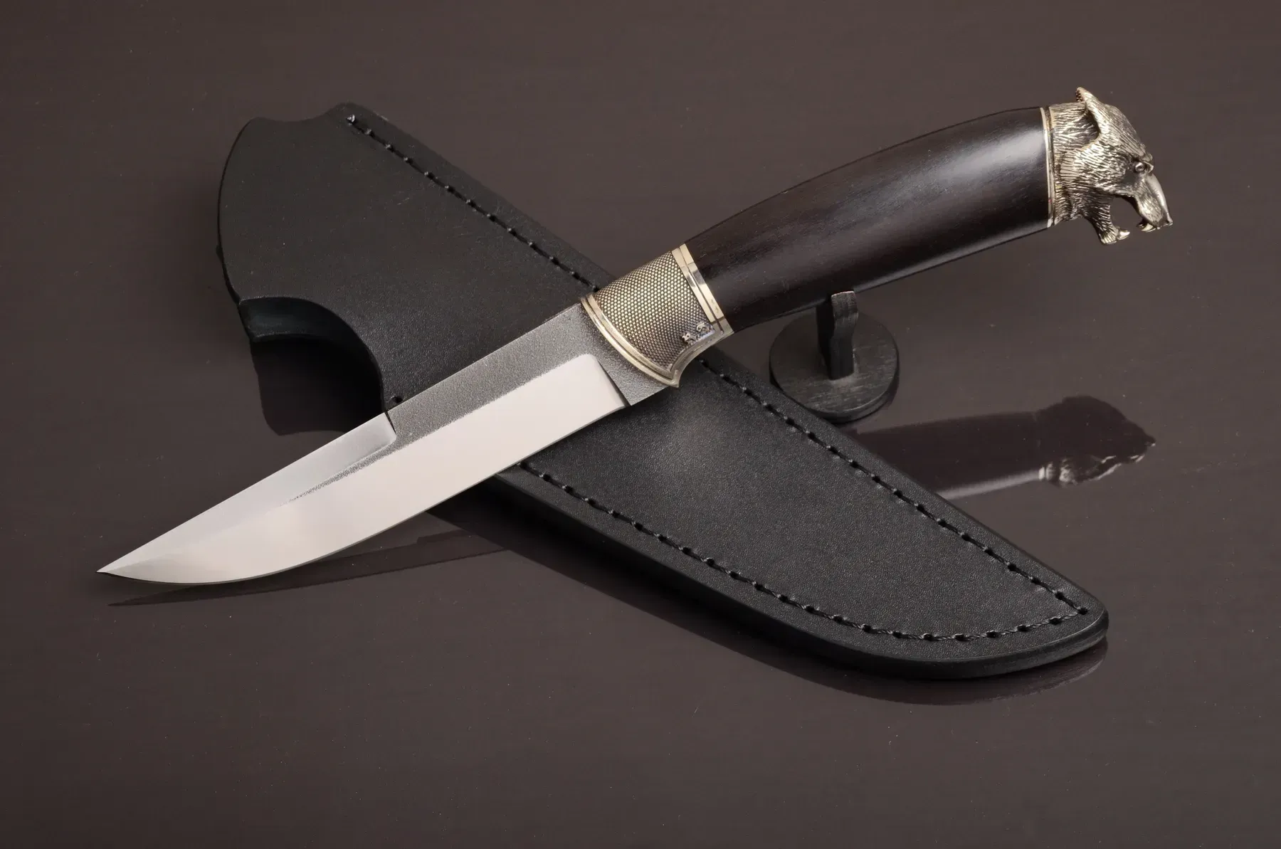 Artistic Custom Knife Steel Blade with Stabilized Hornbeam Handle