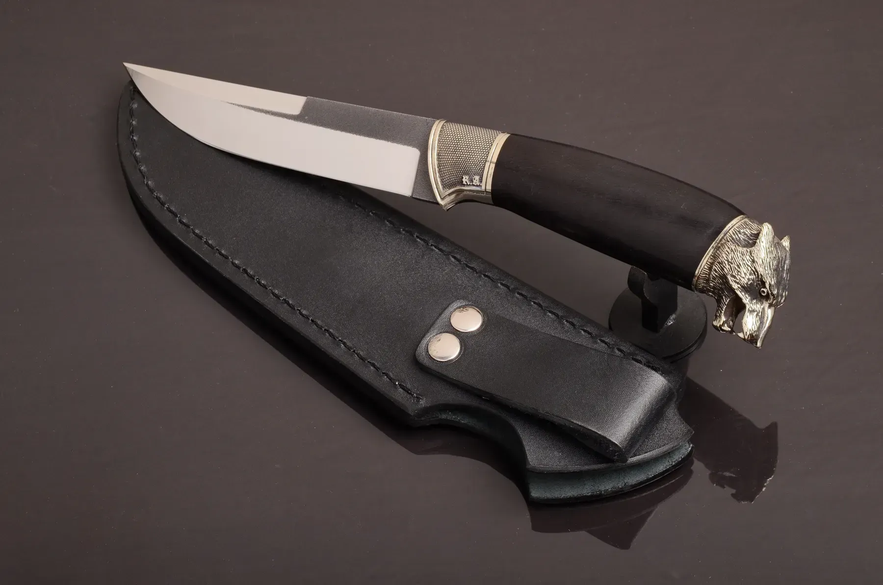 Artistic Custom Knife Steel Blade with Stabilized Hornbeam Handle