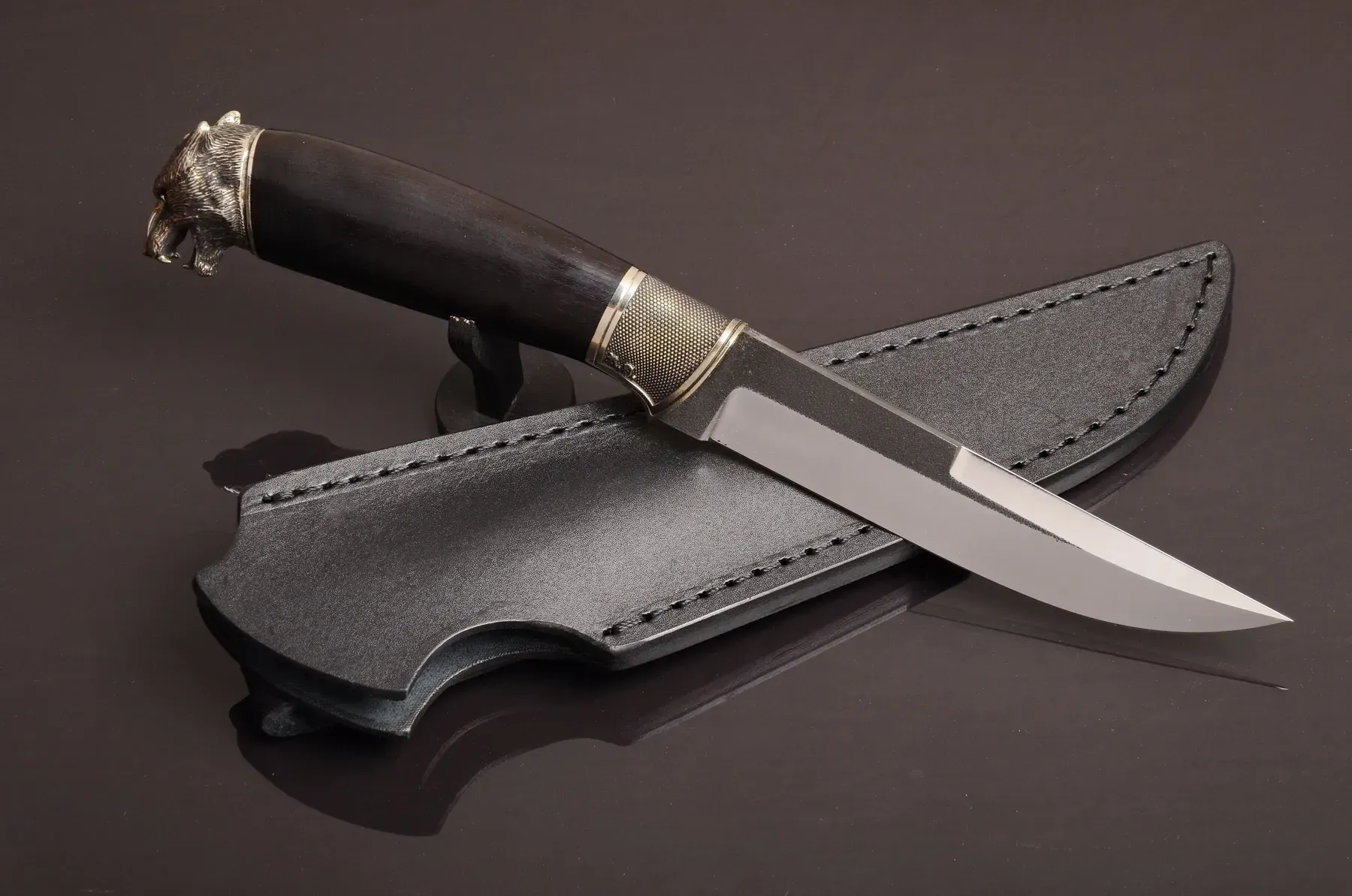 Artistic Custom Knife Steel Blade with Stabilized Hornbeam Handle