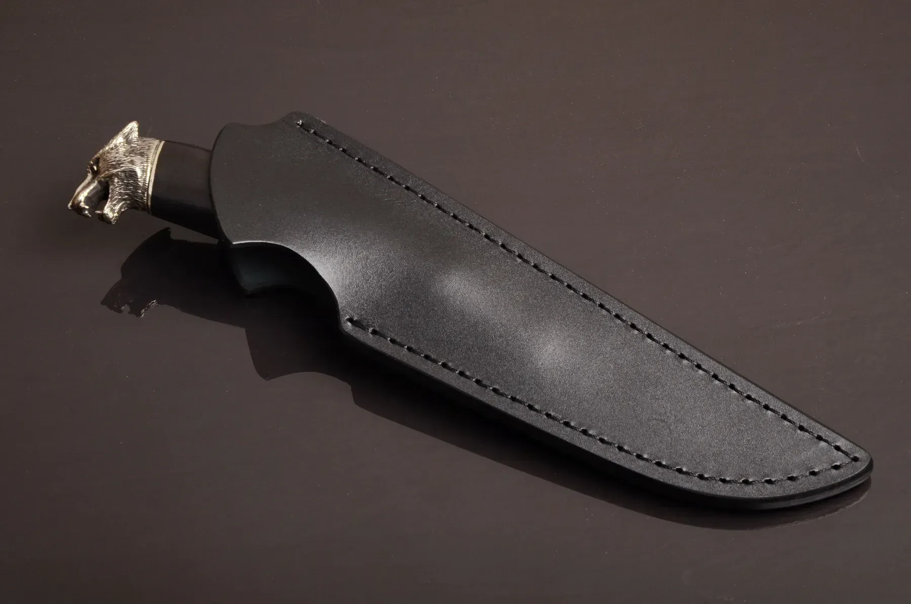 Artistic Custom Knife Steel Blade with Stabilized Hornbeam Handle