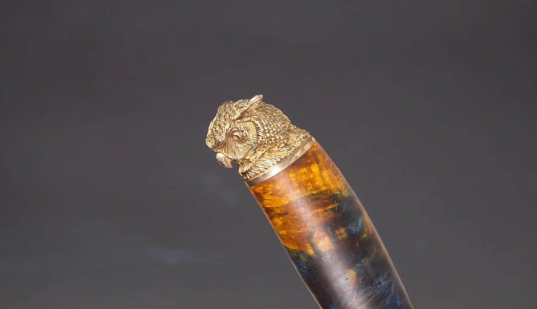 Exclusive Handmade Damascus Steel Knife with Maple Burl Handle - Elegant Knives