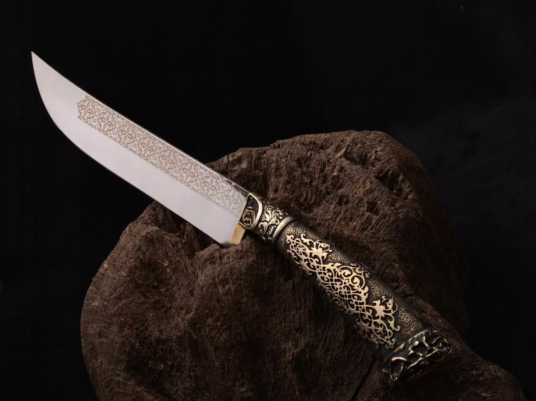 Uzbek-Style Handmade Knife 50X14MF Steel with Leather Sheath
