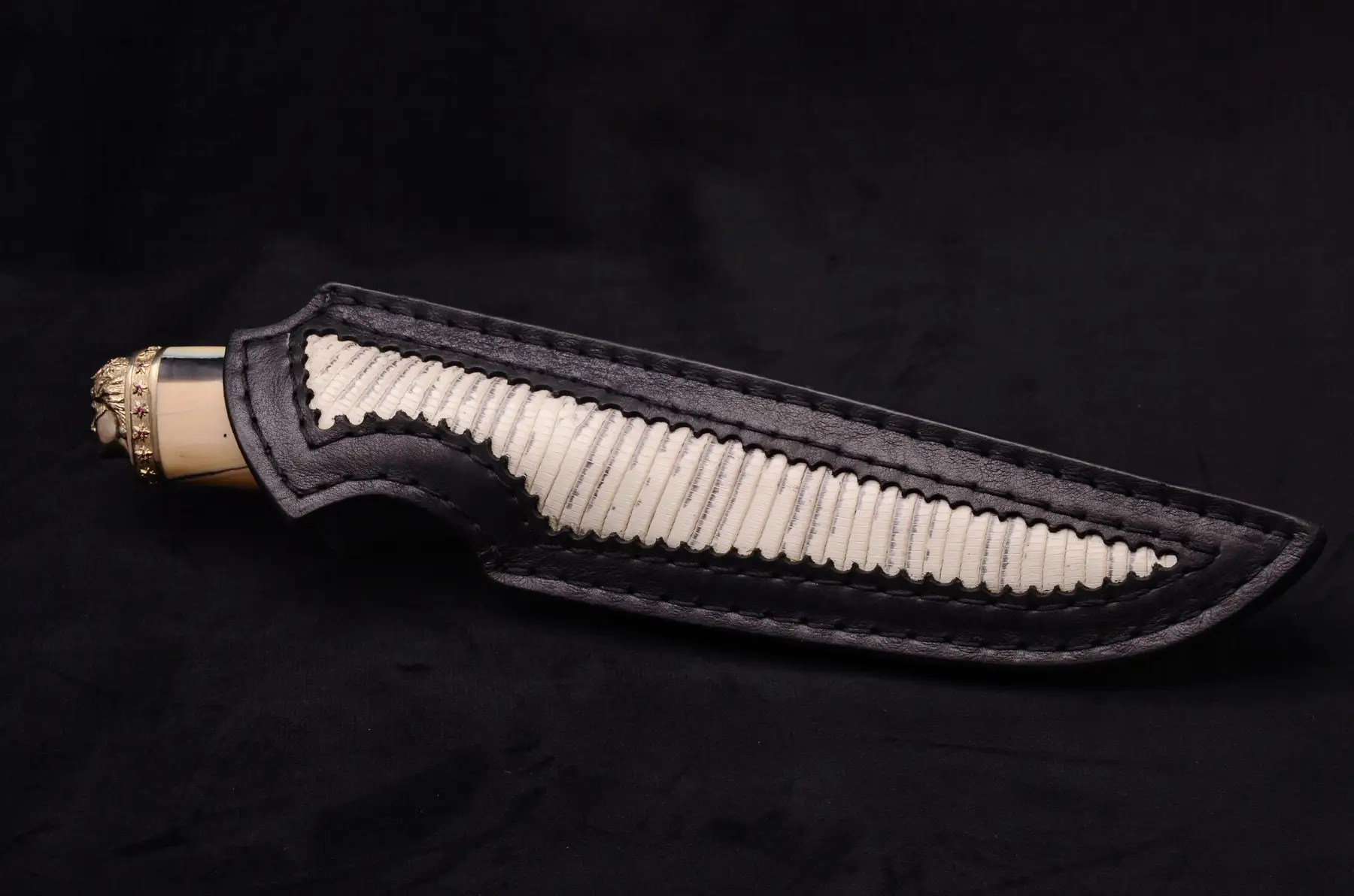 Unique blade knives