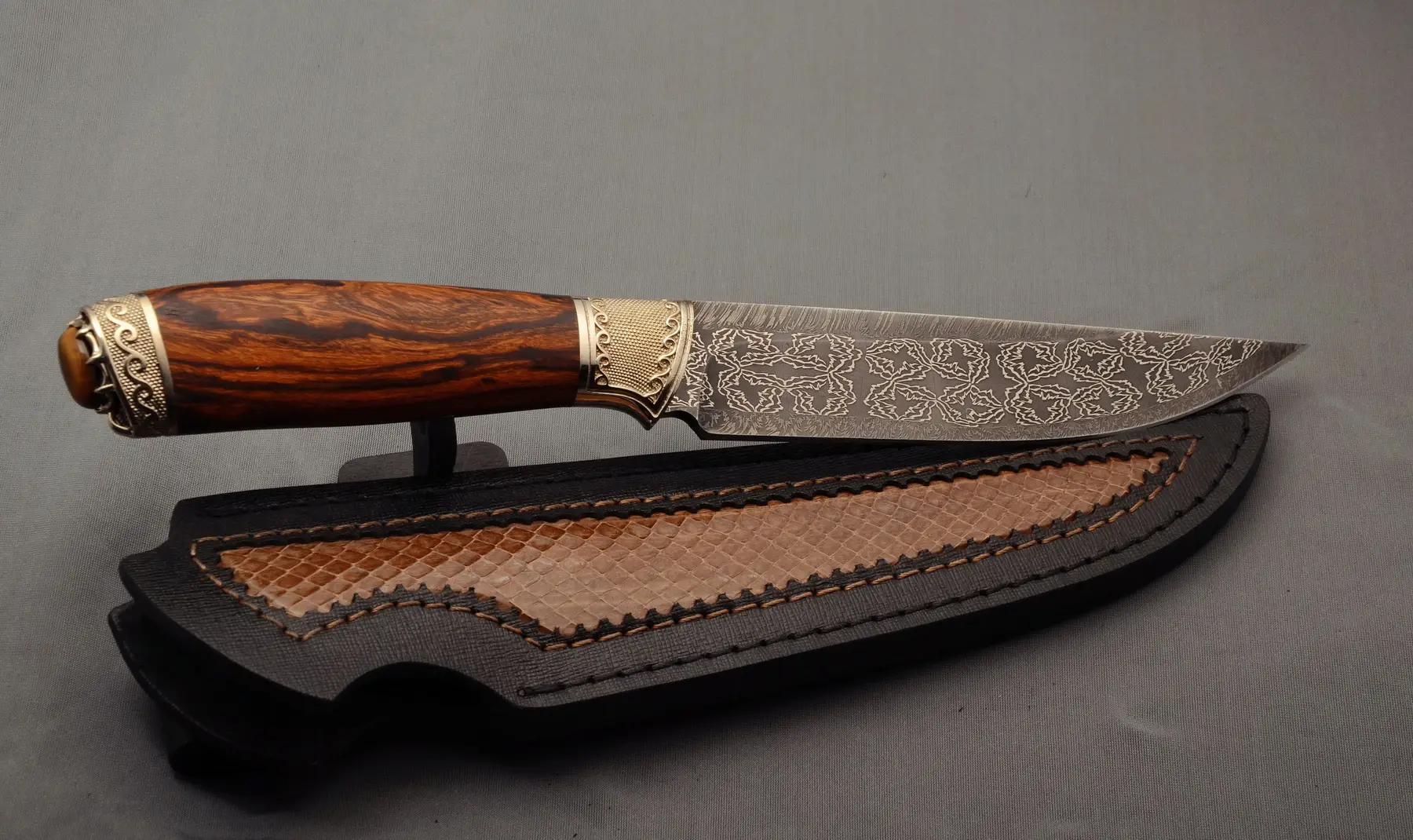 Exclusive camping knives