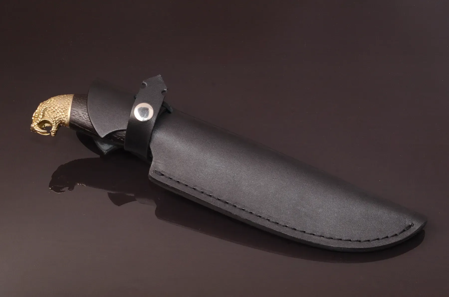 Snake-Style Knife with Etched Stainless Blade and Oak Handle