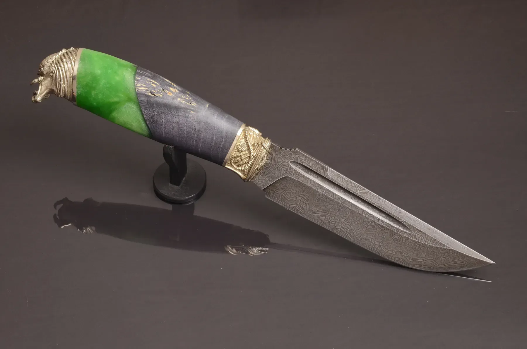 Collectible Damascus Steel Knife with Hybrid Handle and Leather Sheath