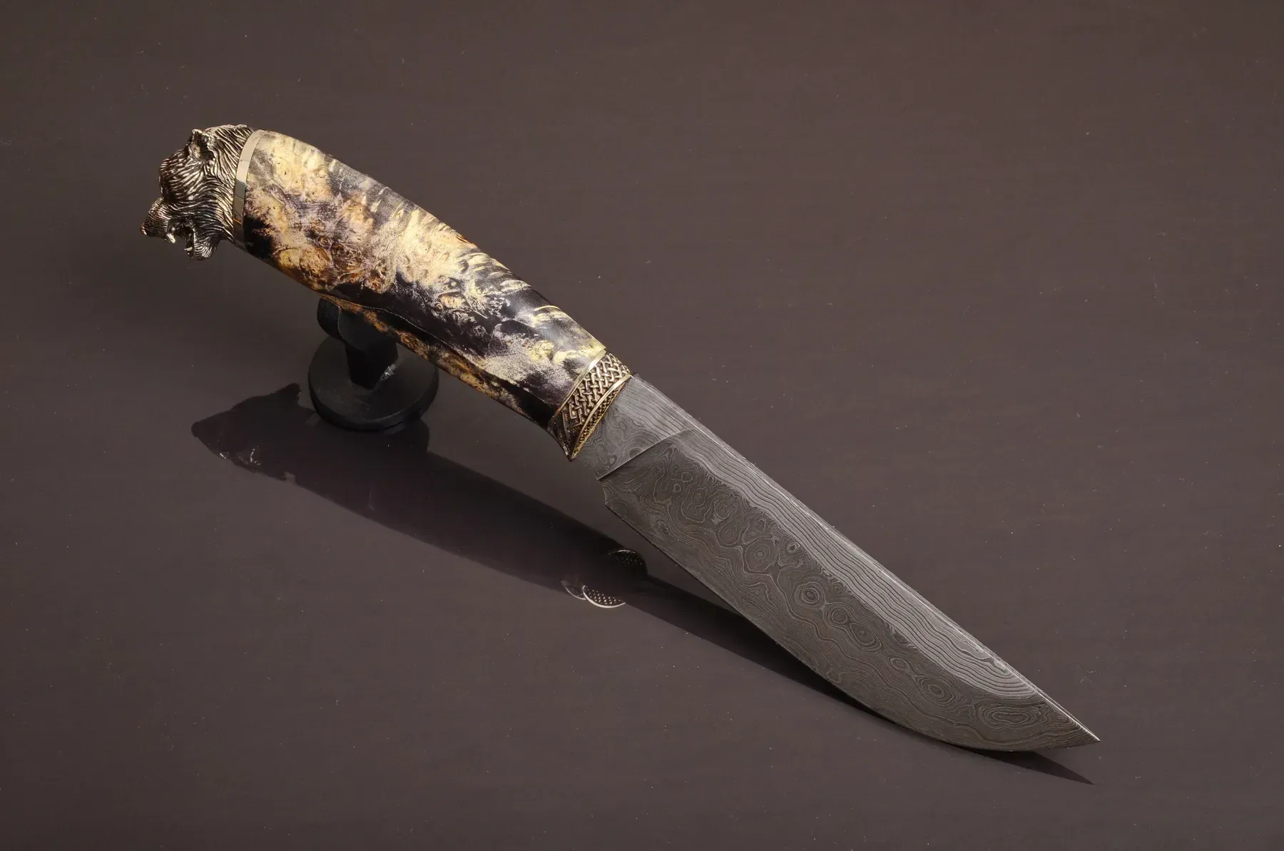 Handmade Damascus Steel Knife "Wolf" with Leather Fur Sheath