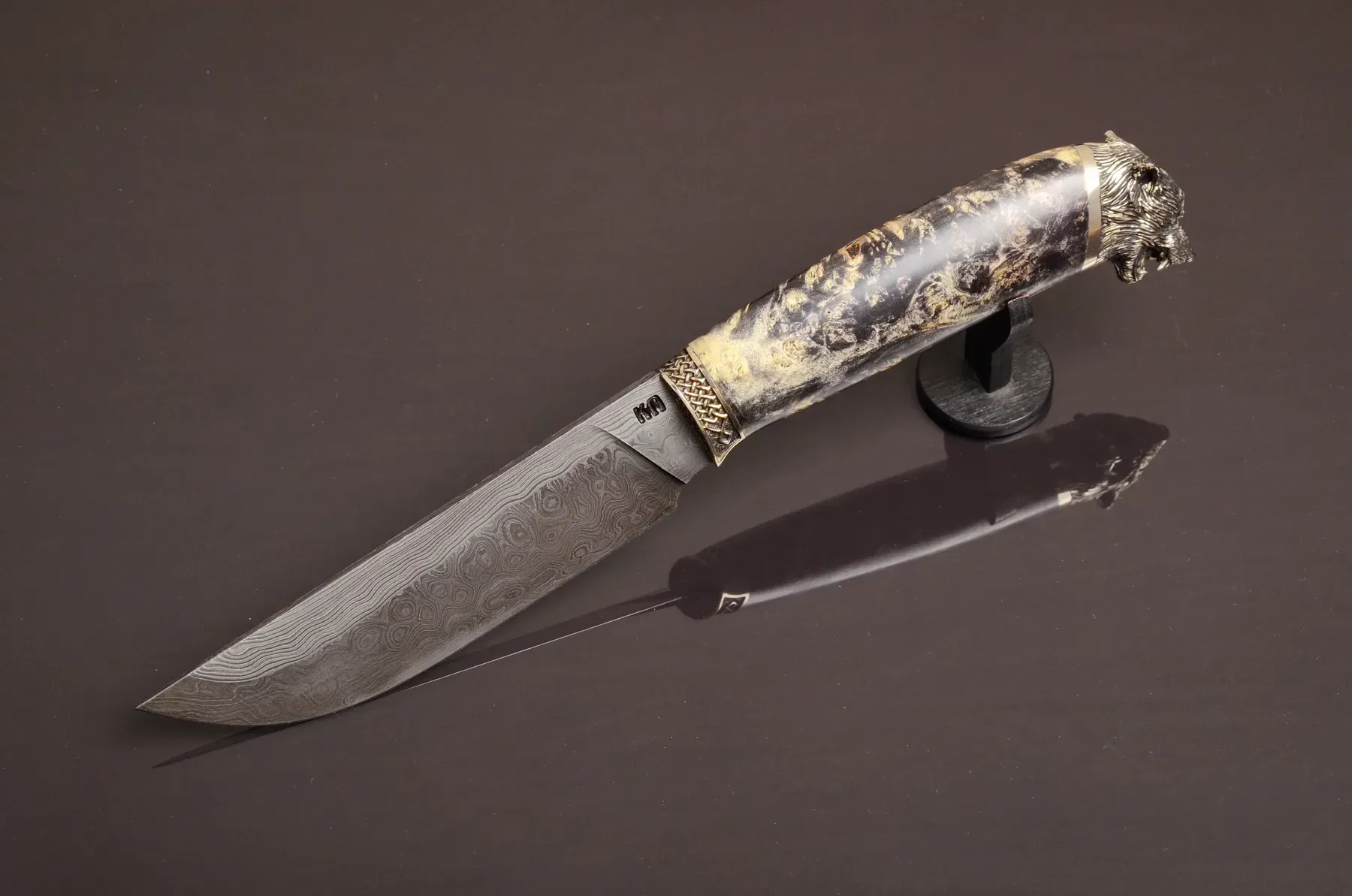 Handmade Damascus Steel Knife "Wolf" with Leather Fur Sheath