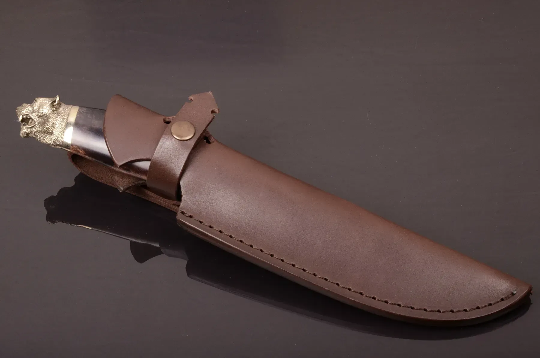 Hunting-Themed Knife with Bear Etching and Walnut Handle