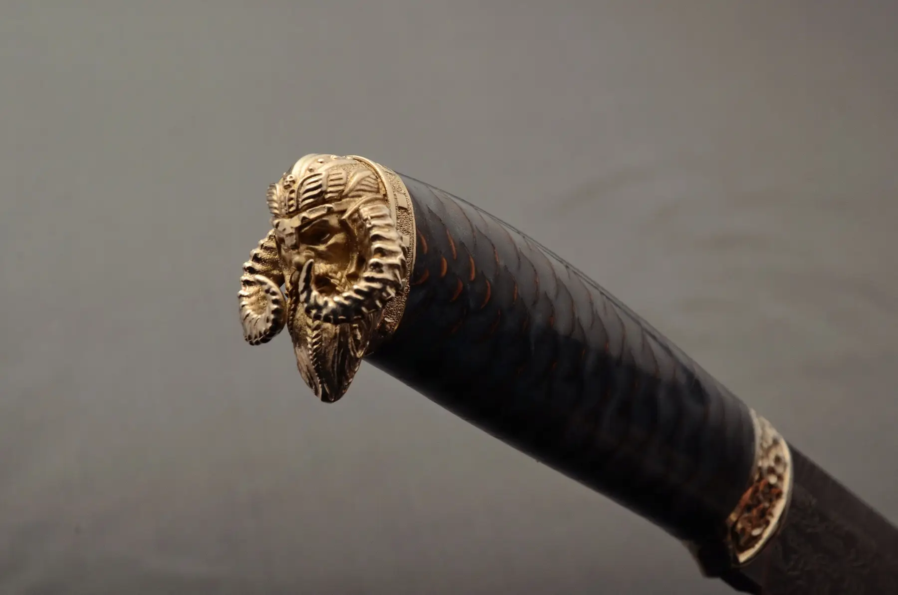 Damascus steel knives