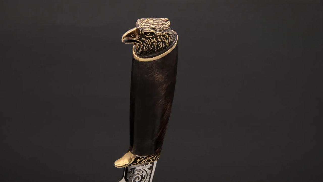Falcon Motif Hunting Knife with Stainless Steel Blade and Burl Handle