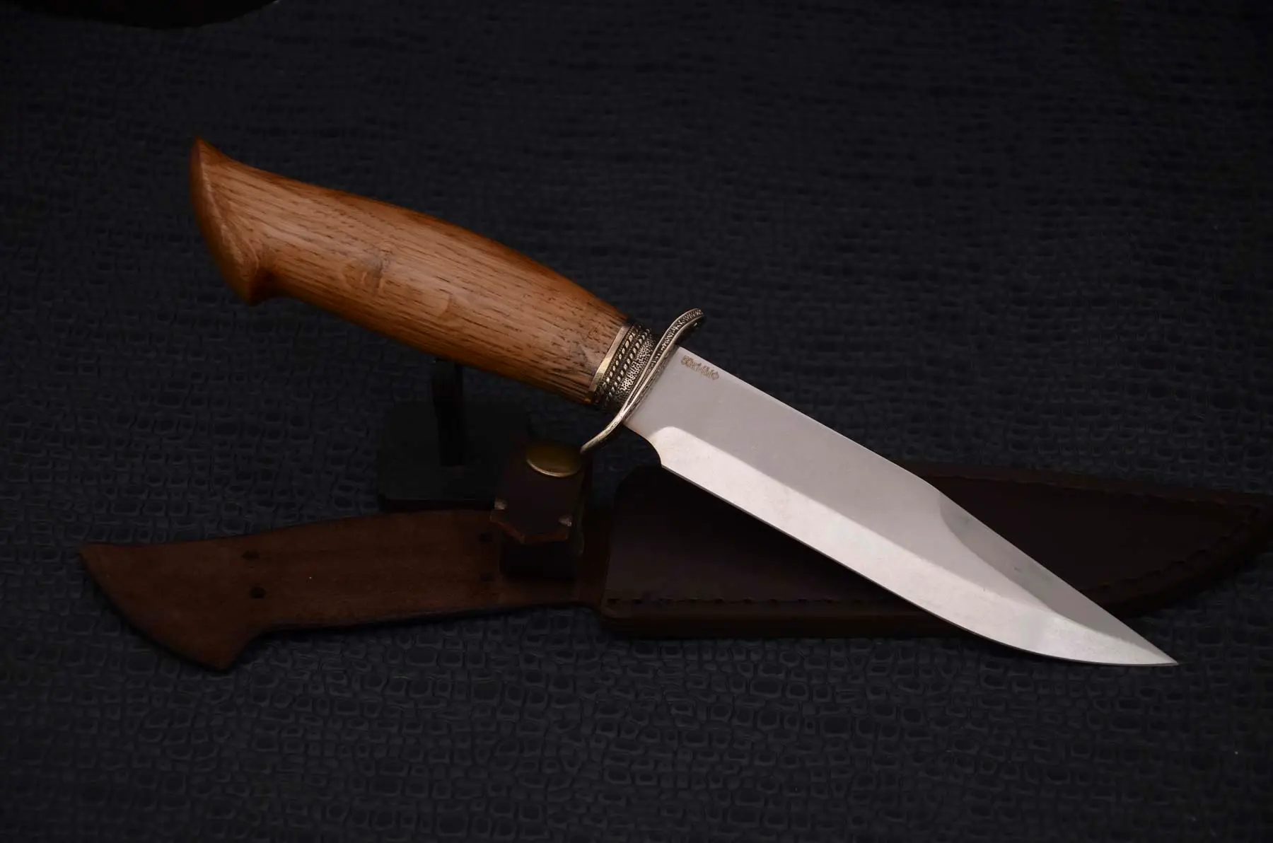Advanced hunting knife technology