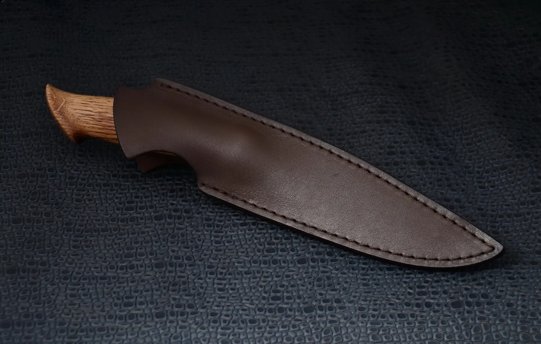 Artisanal knife collections
