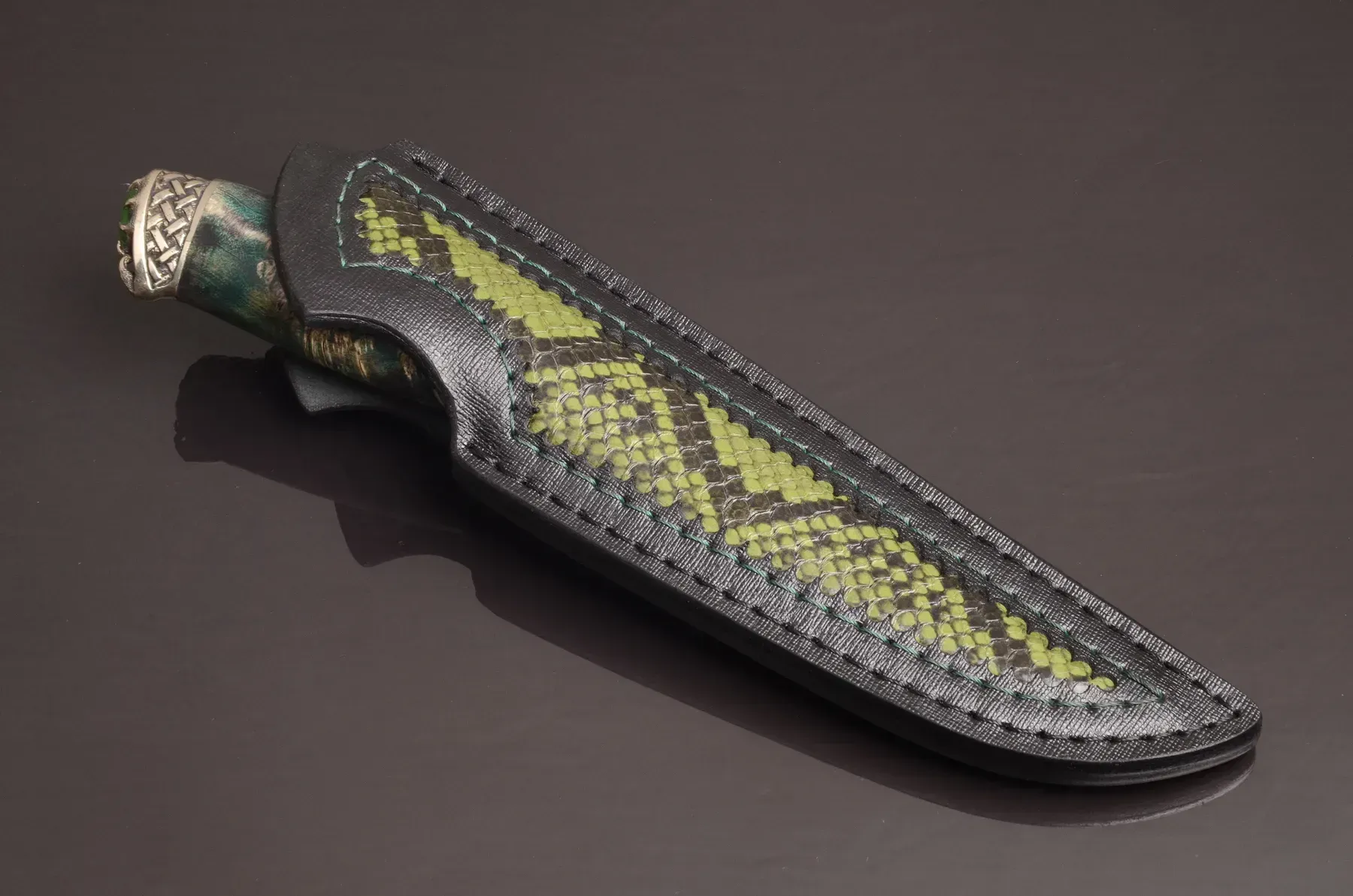 Handmade Damascus Steel Knife with Maple Burl Handle and Cat’s Eye