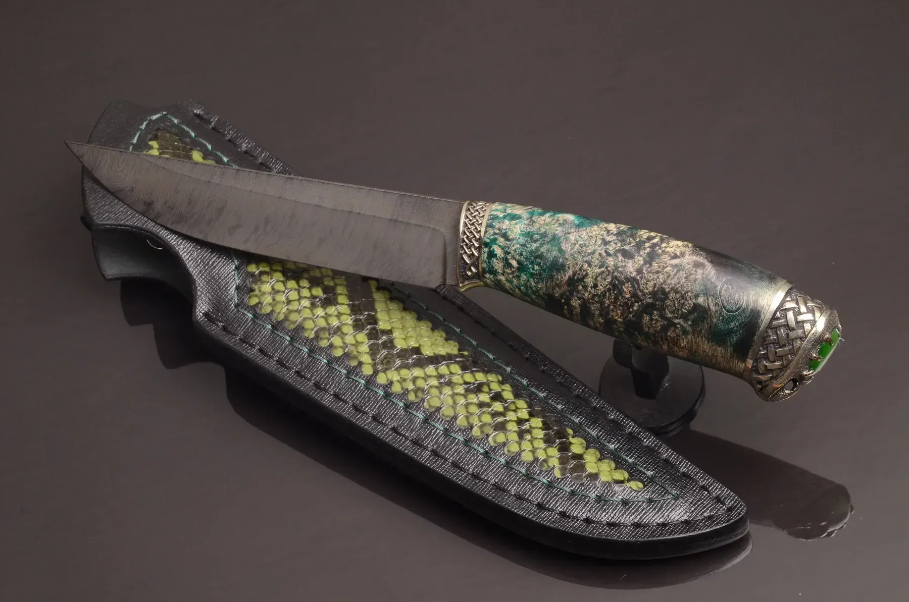 Handmade Damascus Steel Knife with Maple Burl Handle and Cat’s Eye