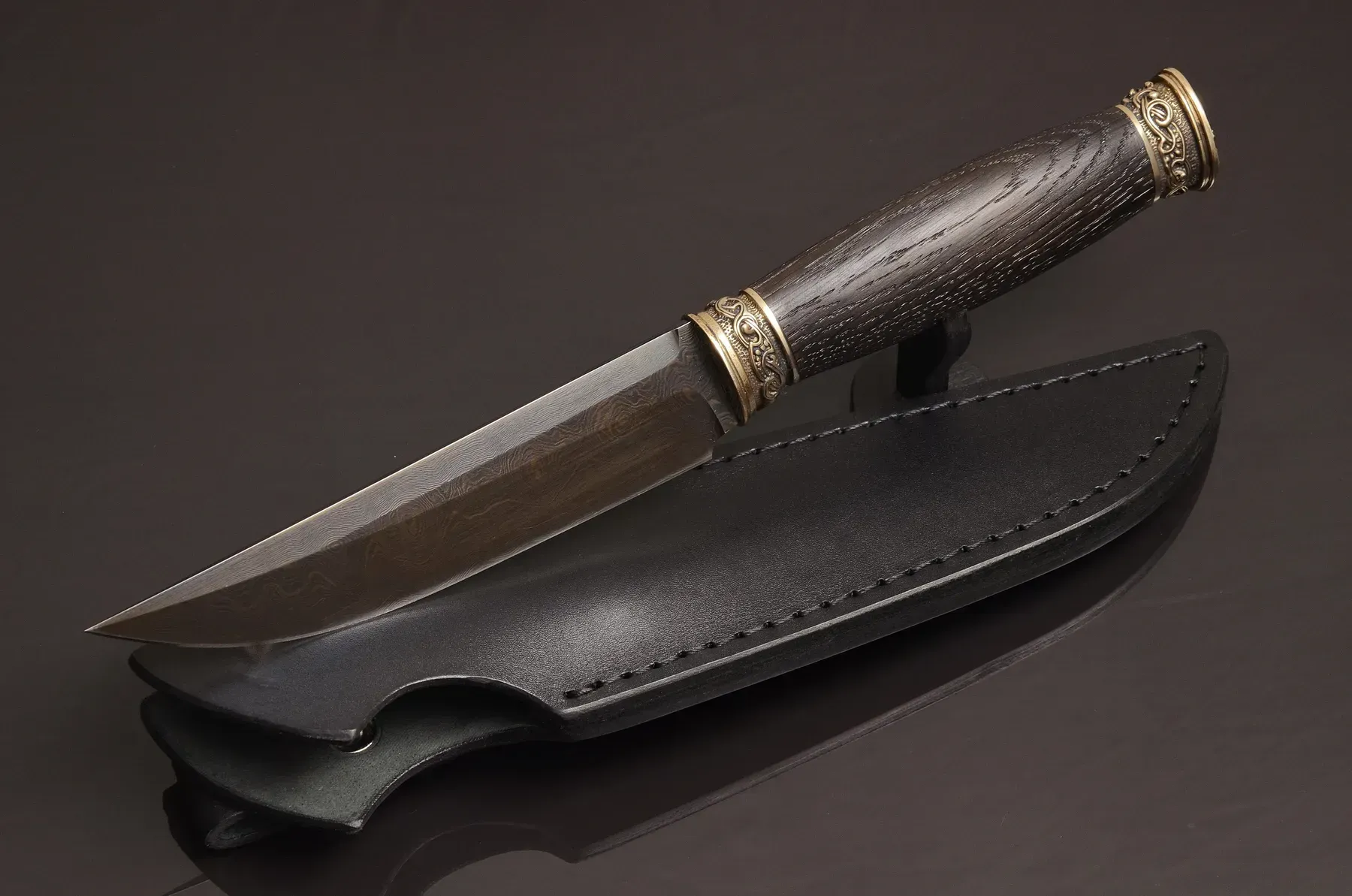 Designer Classic Damascus Steel Knife with Moose Head Casting