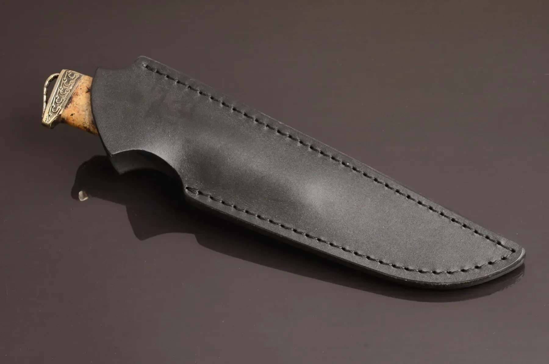 Handmade Damascus Knife – Designer Handle with Chain Casting - Elegant Knives