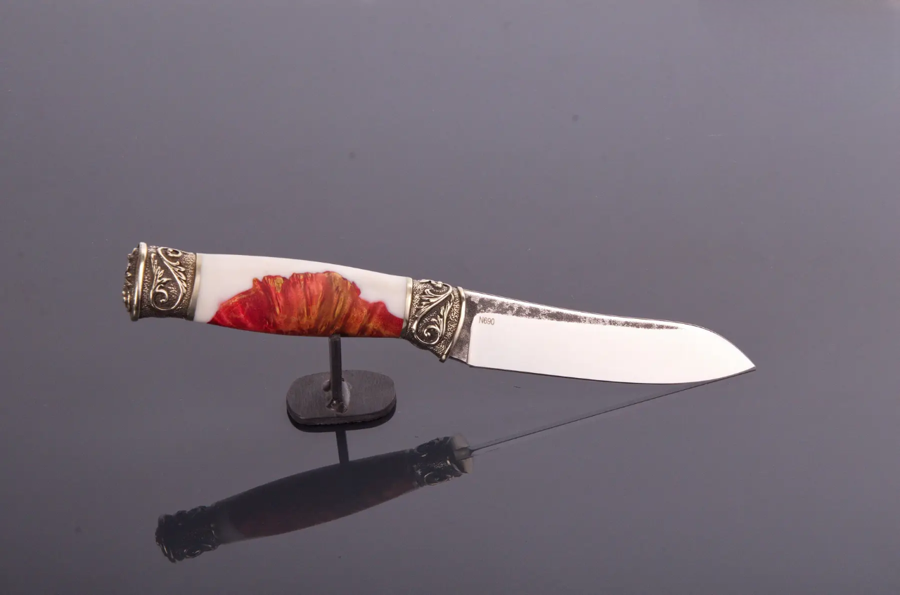 Artisan Luxury Knife