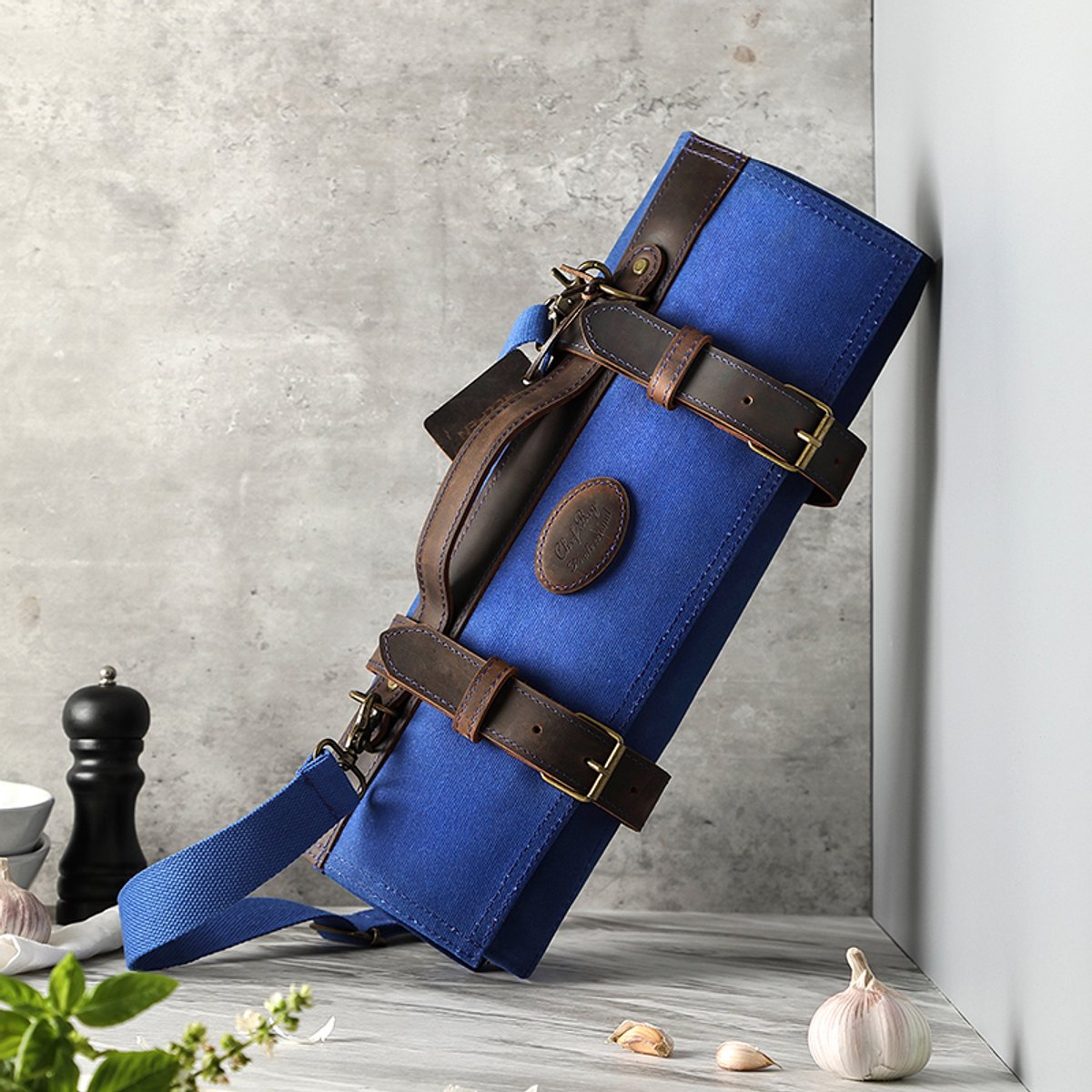 Durable Canvas & Leather Knife Roll