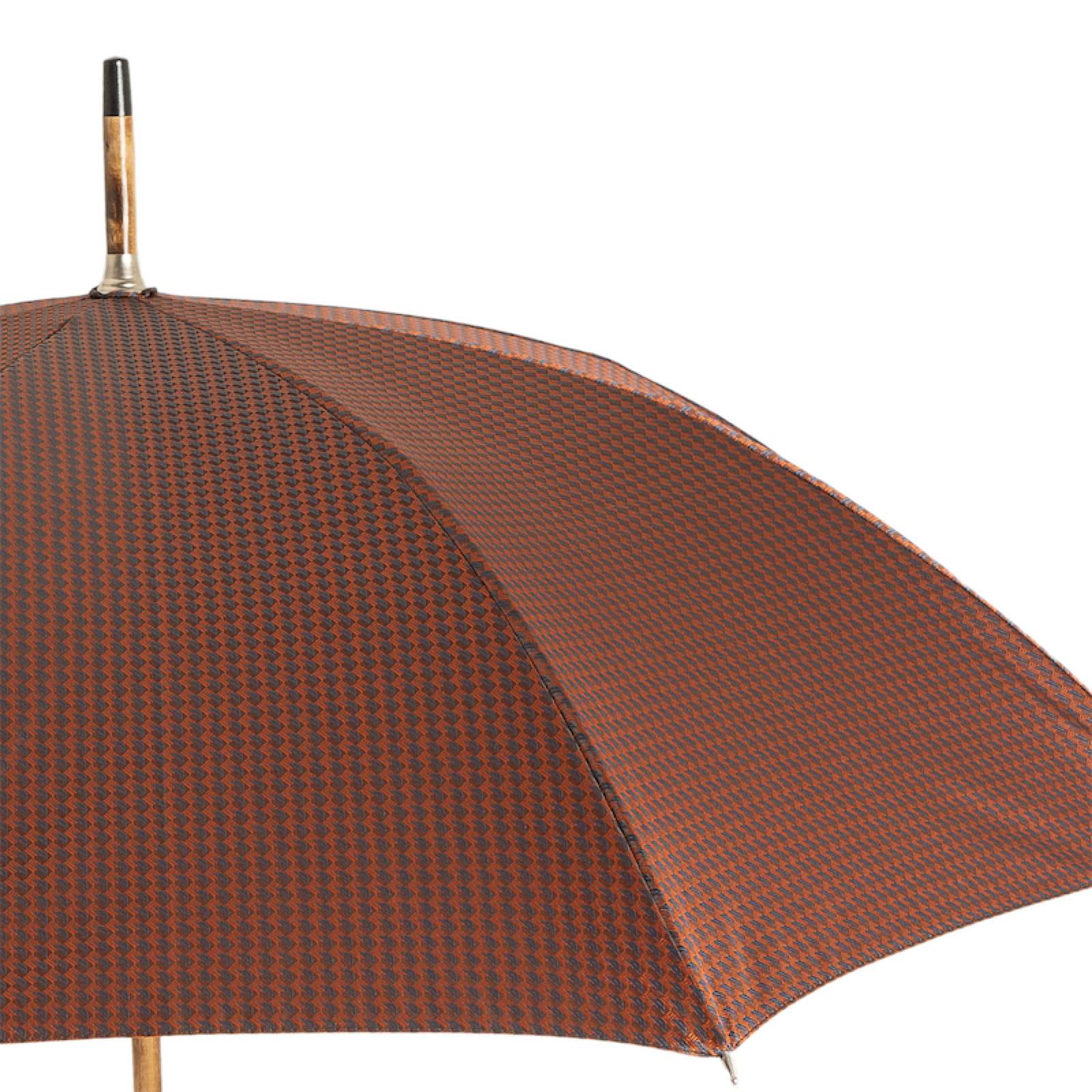 Elegant Umbrella with Straight Continuous Chestnut Stick and Knob End