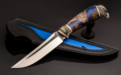 Eagle Knife Collectible Handcrafted from N690 Steel with Unique Casting